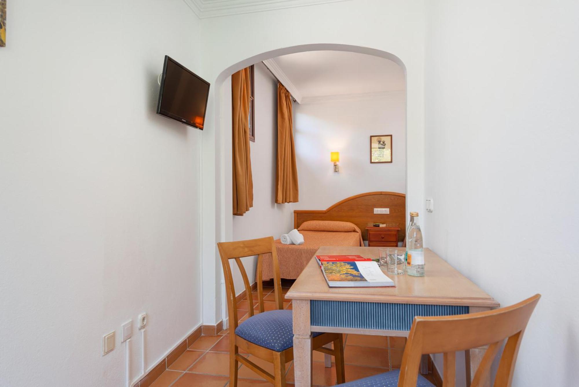 Santuari De Lluc Hotel Cameră foto