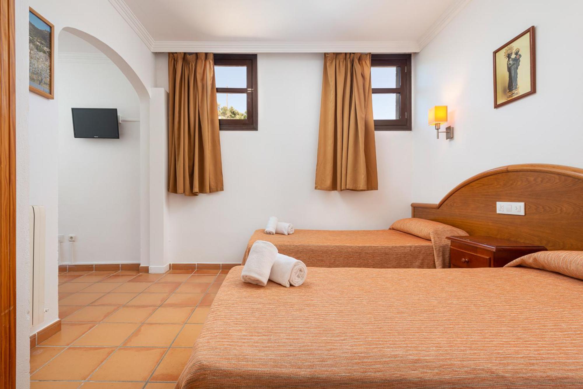 Santuari De Lluc Hotel Cameră foto